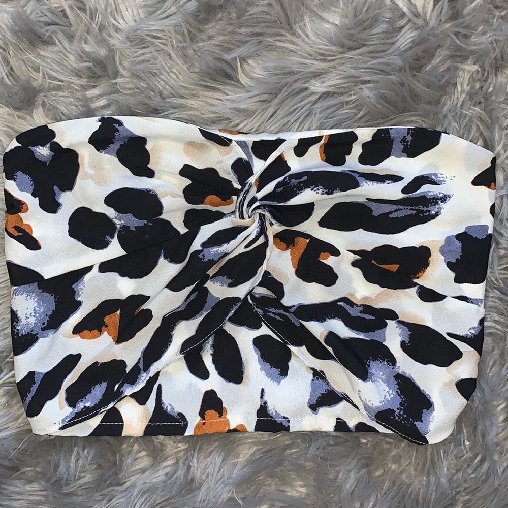 Strapless Croptop